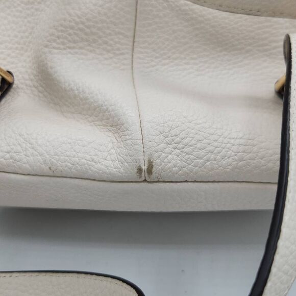 Coach Women's Pennie Backpack 22 Pebble Leather Bag C4121 Chalk Ivory - Picture 8 of 15